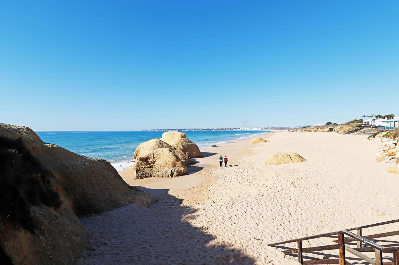 ギーアAlbufeira Delight With Pool By Homingアパートメント エクステリア 写真